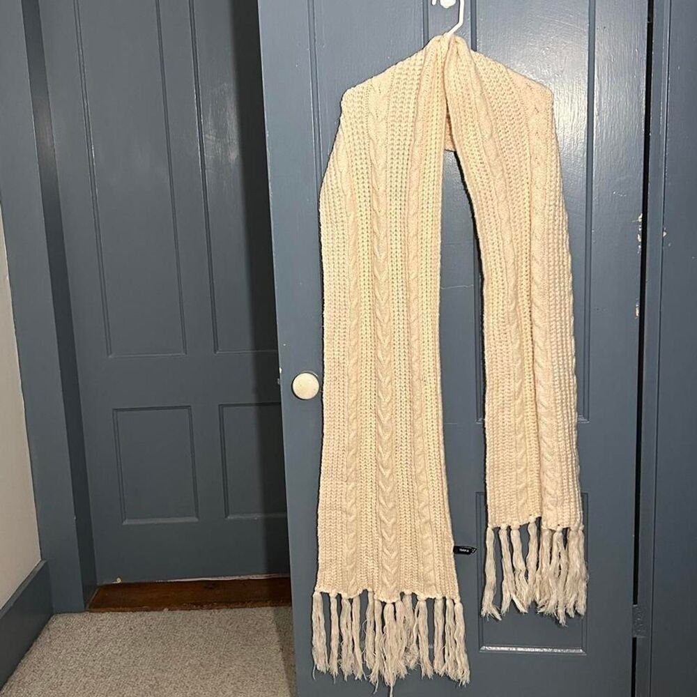 Torrid Women's Cream and White Scarf-wraps